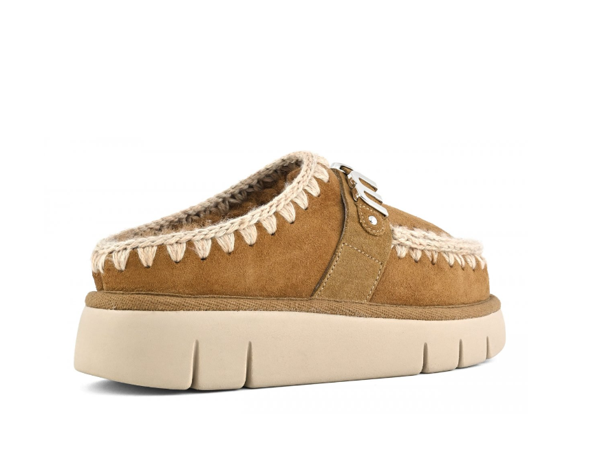 Mou Bounce clog metal logo