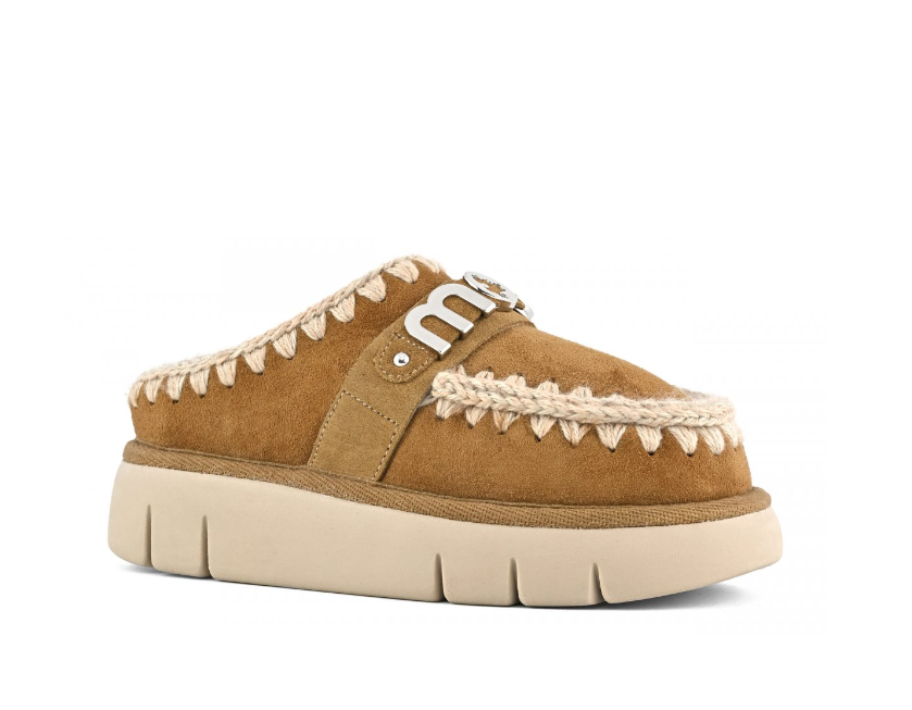 Mou Bounce clog metal logo