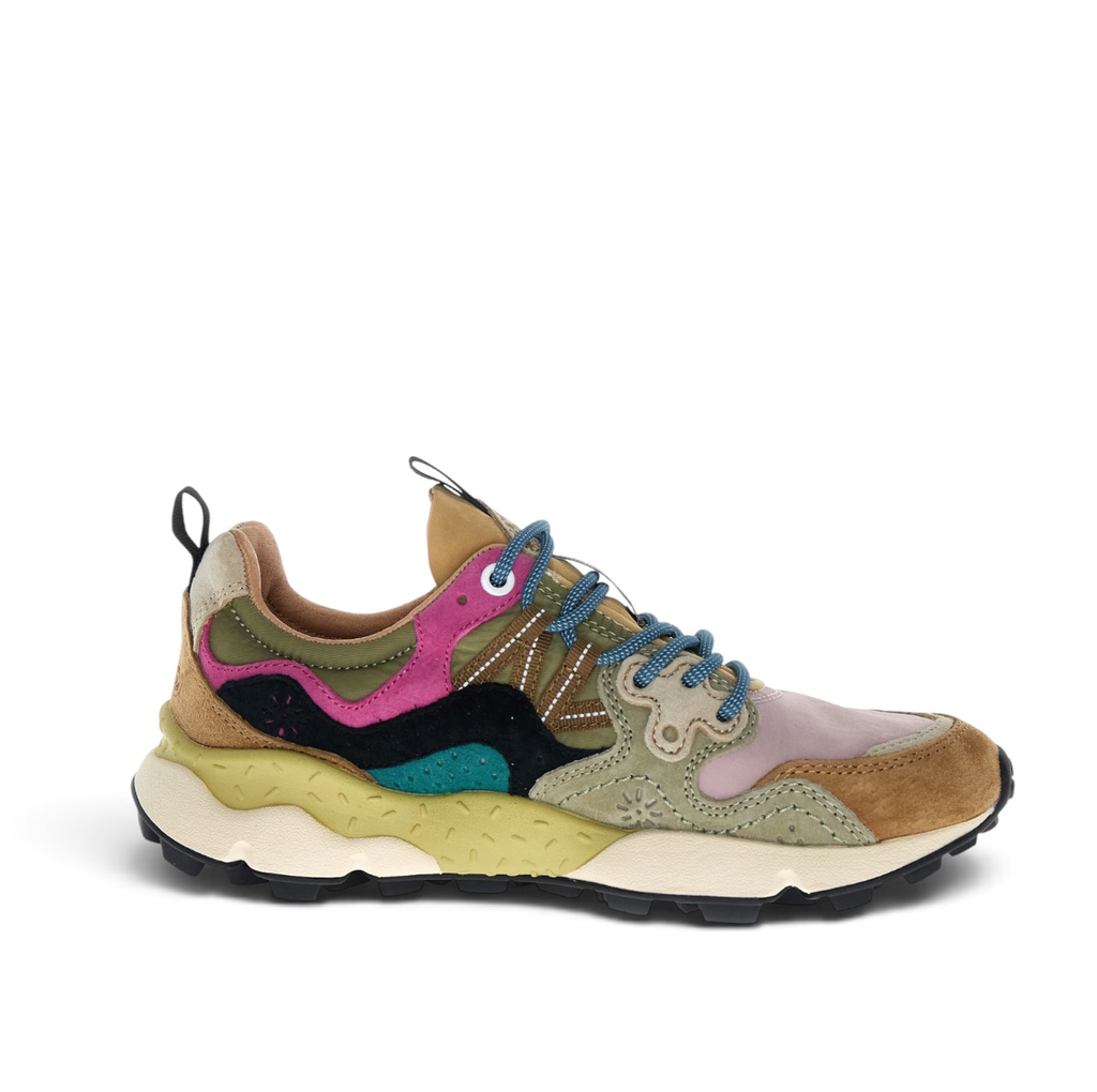 Flower Mountain  Yamano 3 woman light brown-rose-taupe
