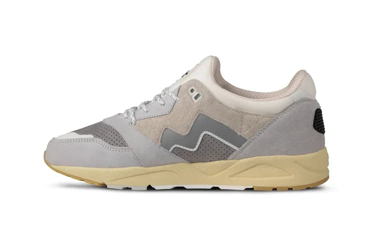 Karhu Aria 95 Lunar rock/Foggy dew