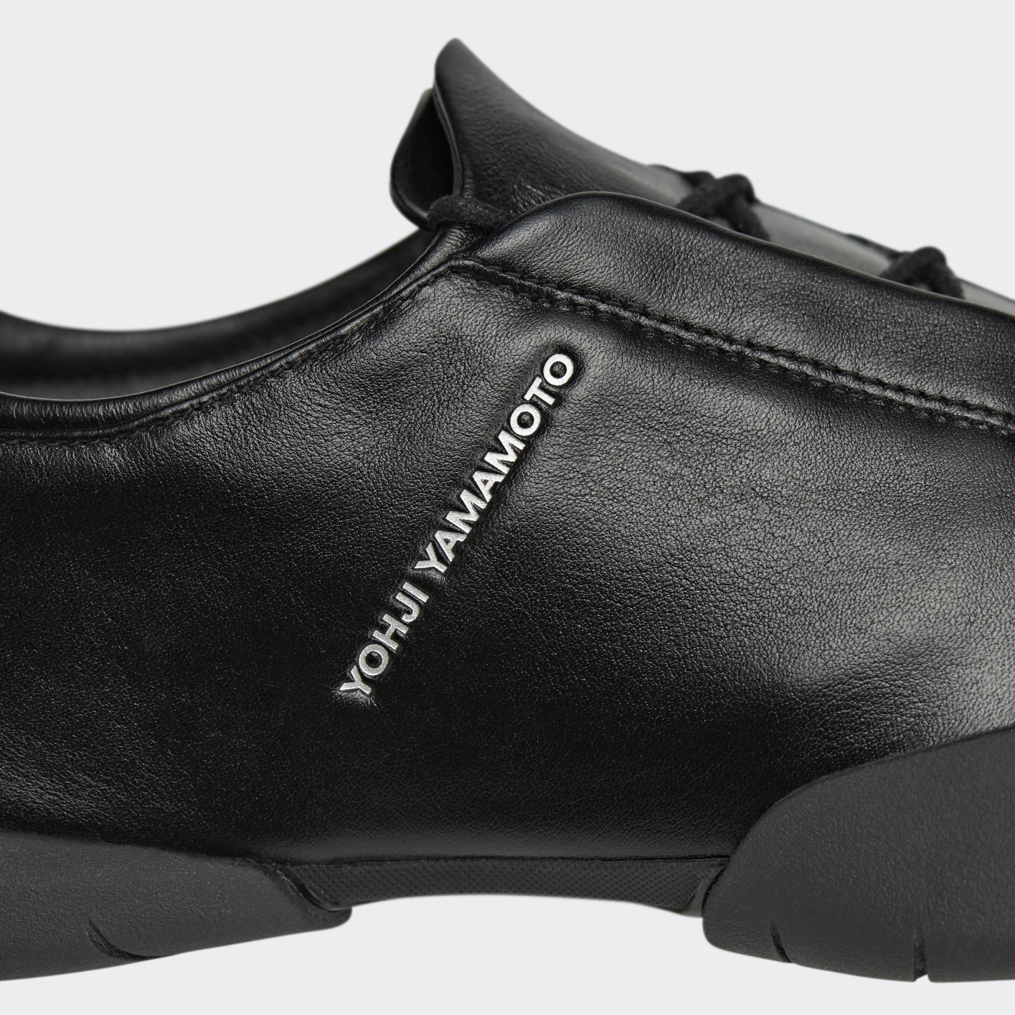 Y-3 Regu black/black JS1116