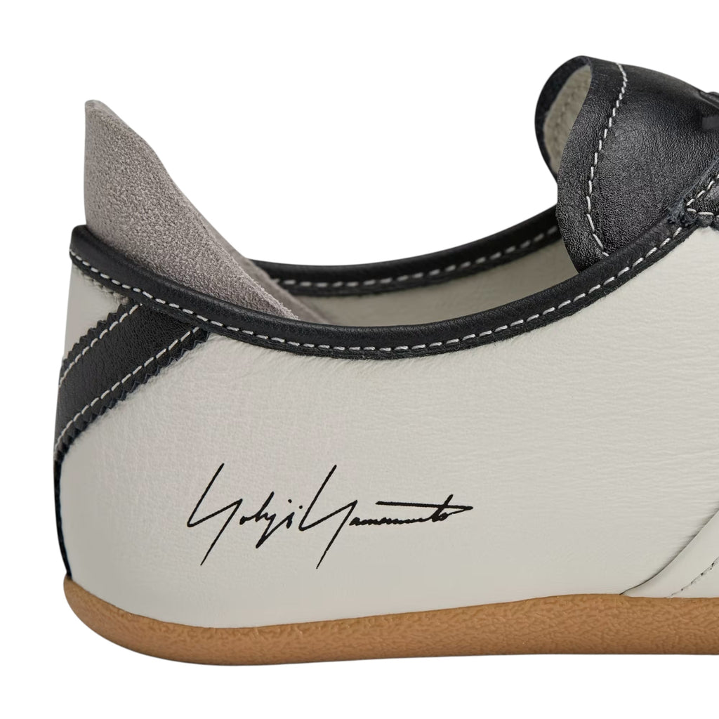 Y-3 Tokyo JR6645