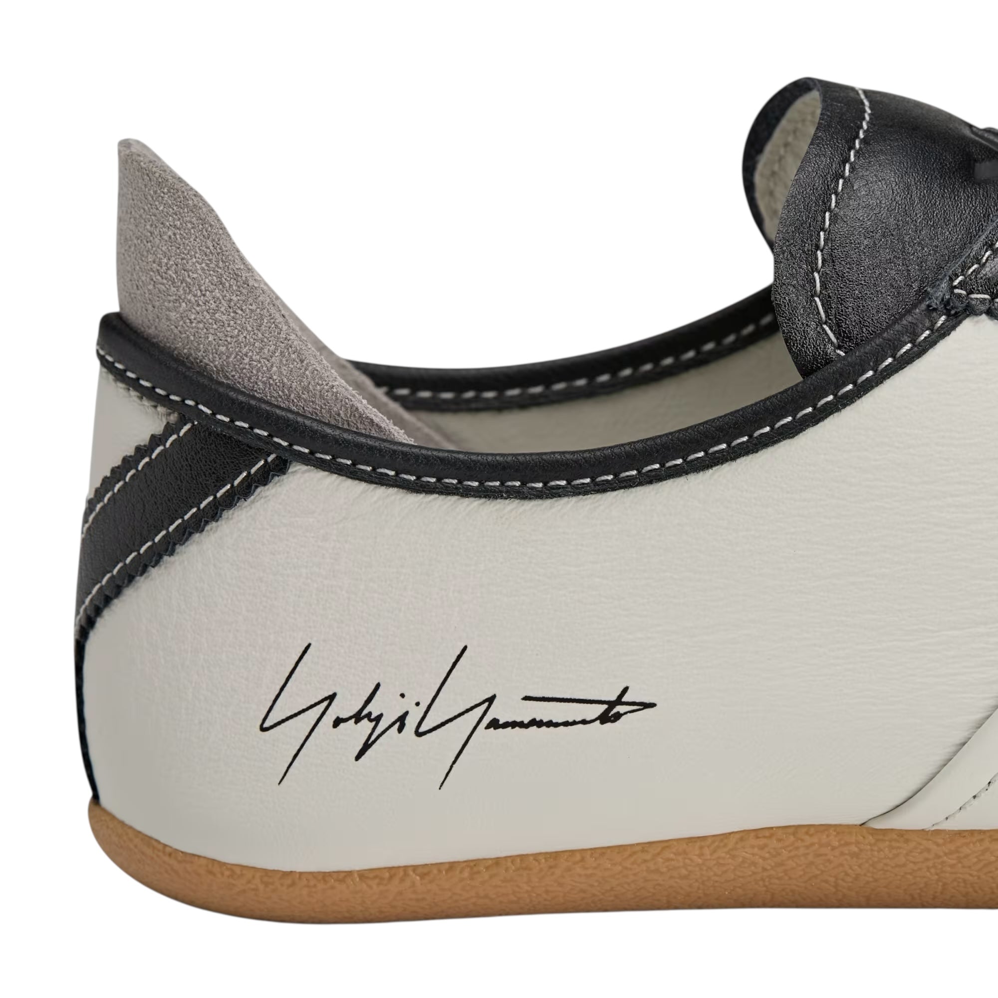 Y-3 Tokyo JR6645