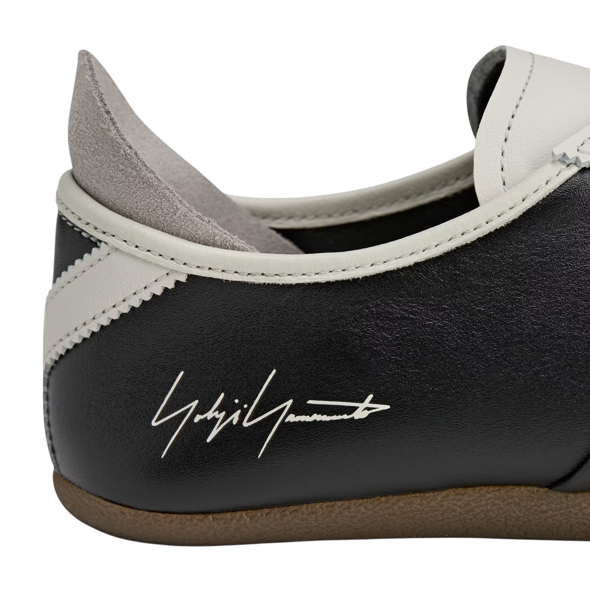 Y-3 Tokyo JR6644