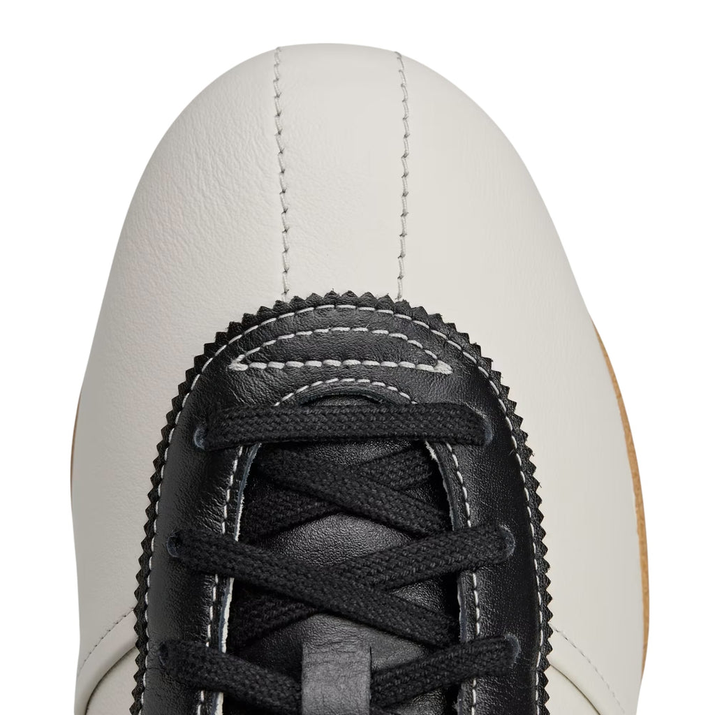 Y-3 Tokyo JR6645