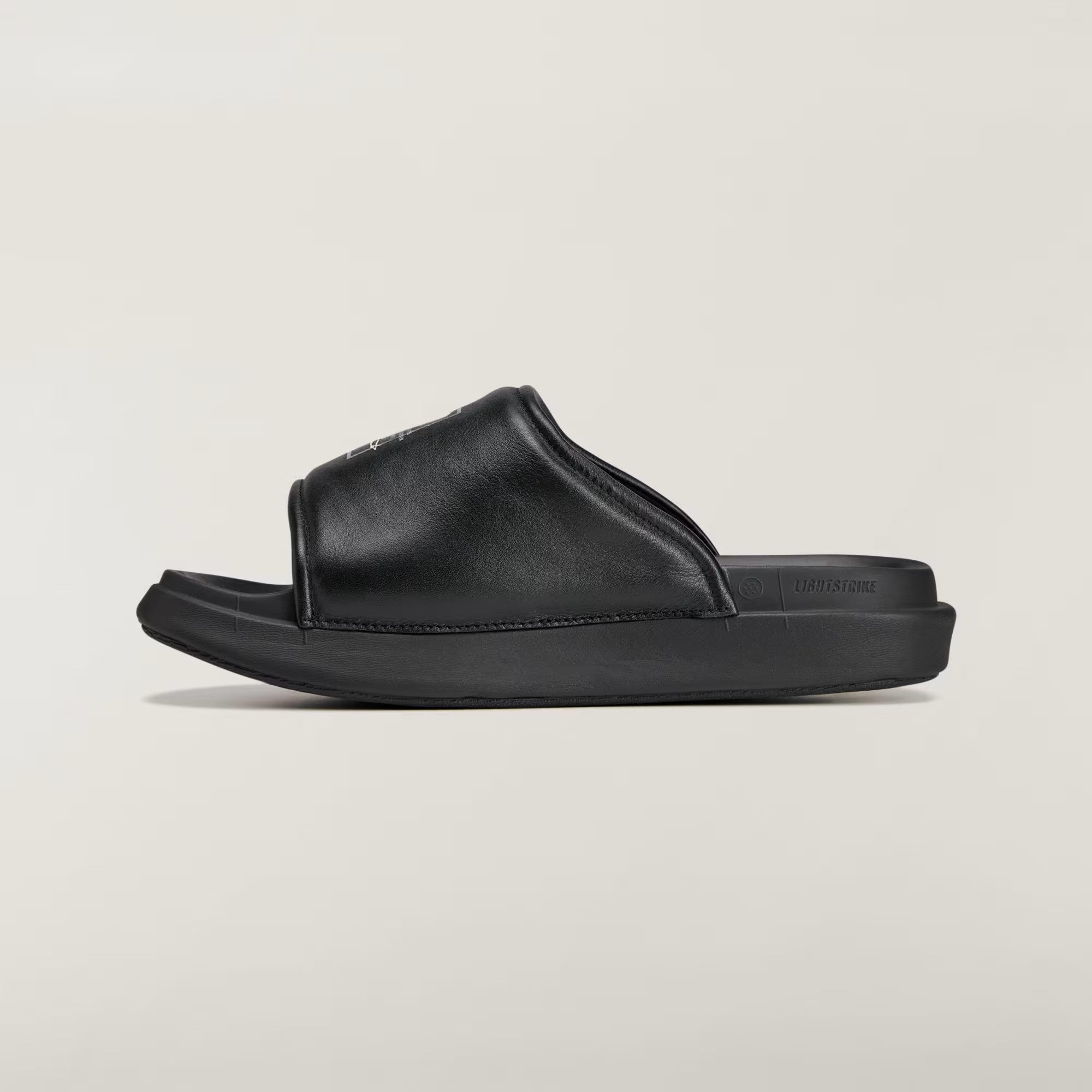 Y-3 Slide black KI4033