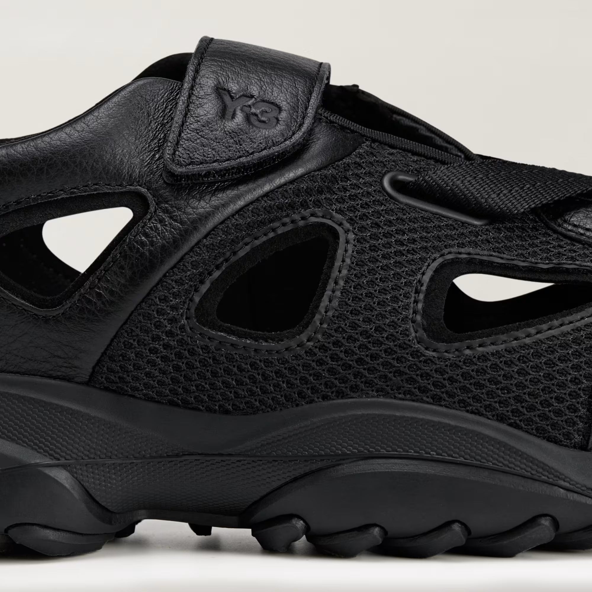 Y-3 Gsg9 sandal black KI4346