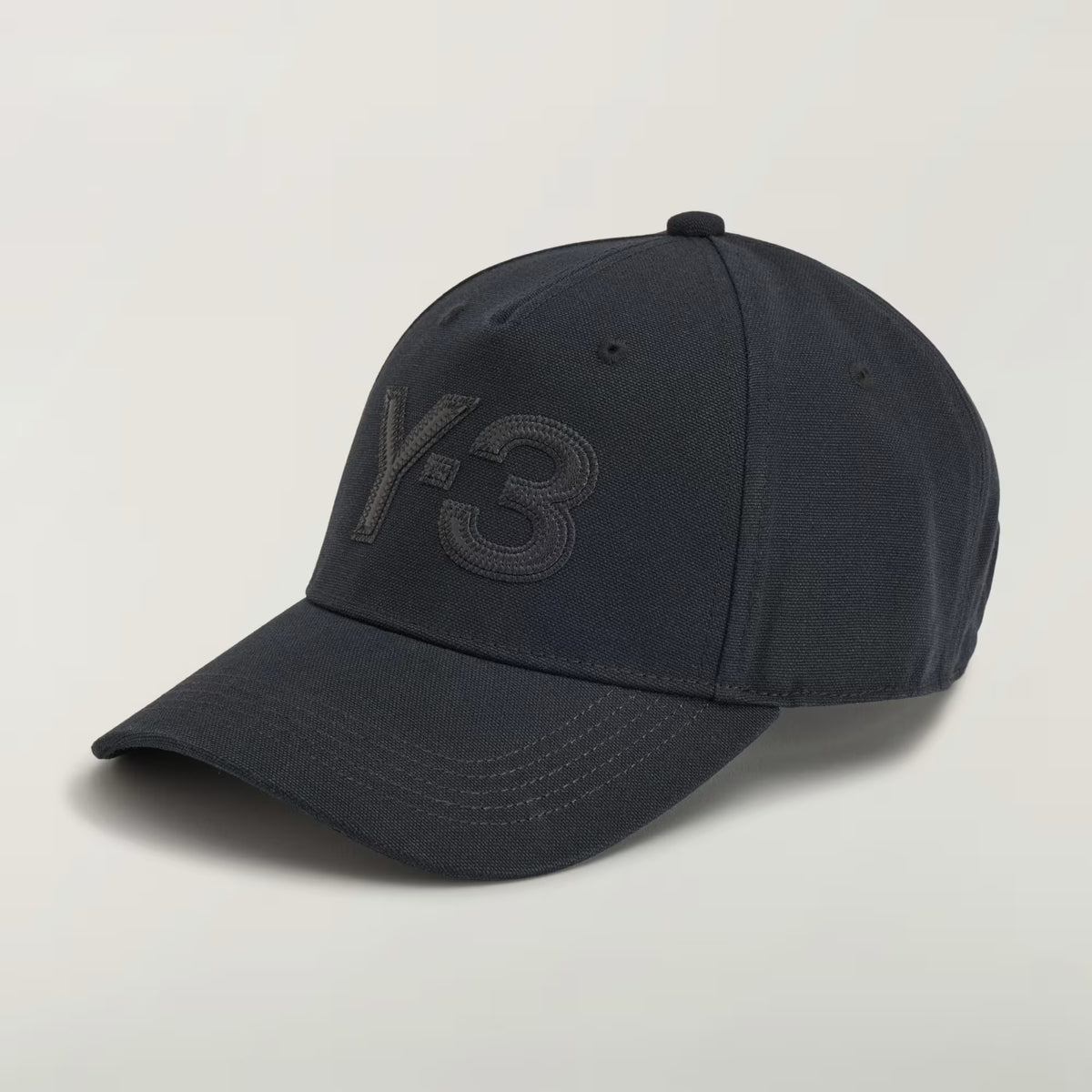 CAPPELLINO CON LOGO Y-3
