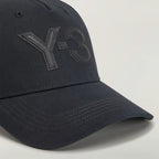 CAPPELLINO CON LOGO Y-3