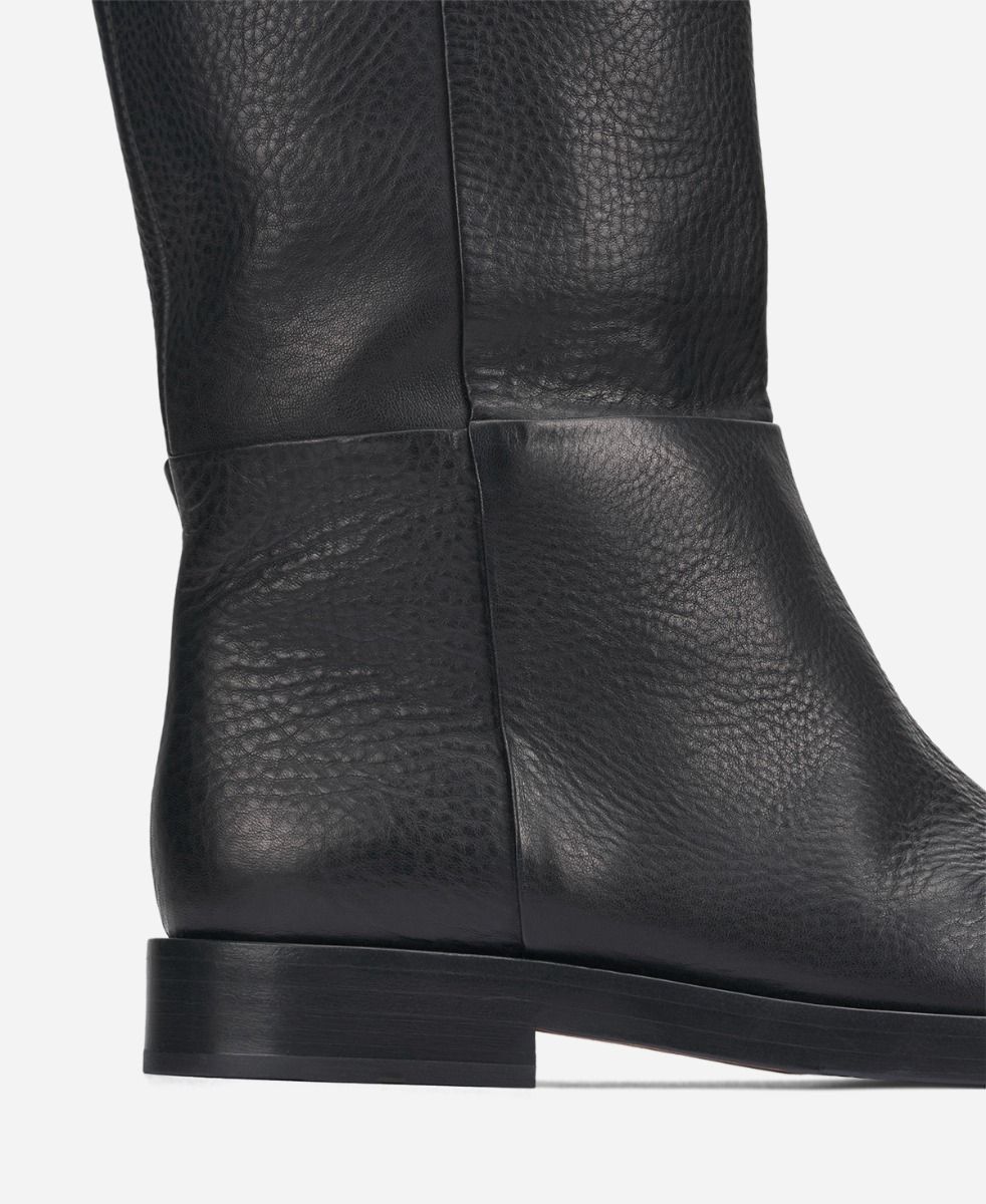 AGL Zenith boot