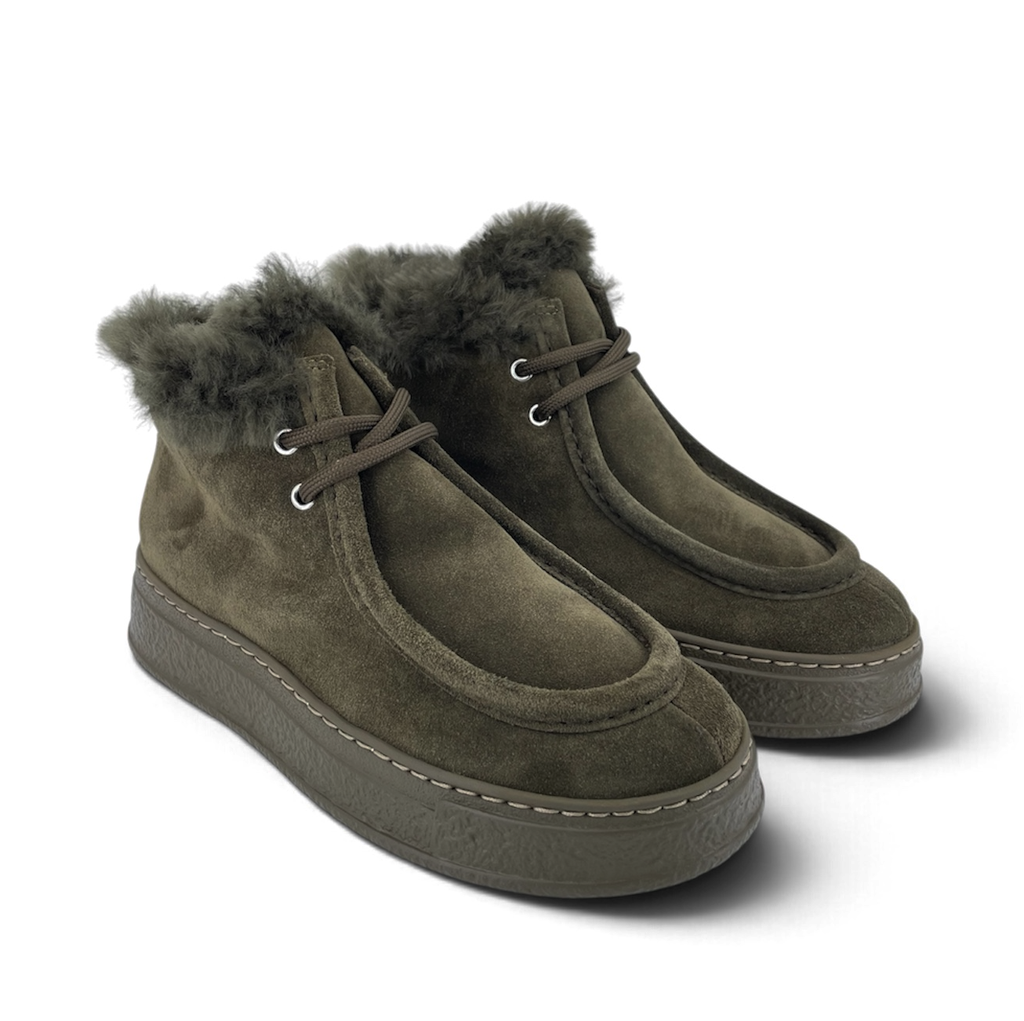AGL Giuly Winter Capper